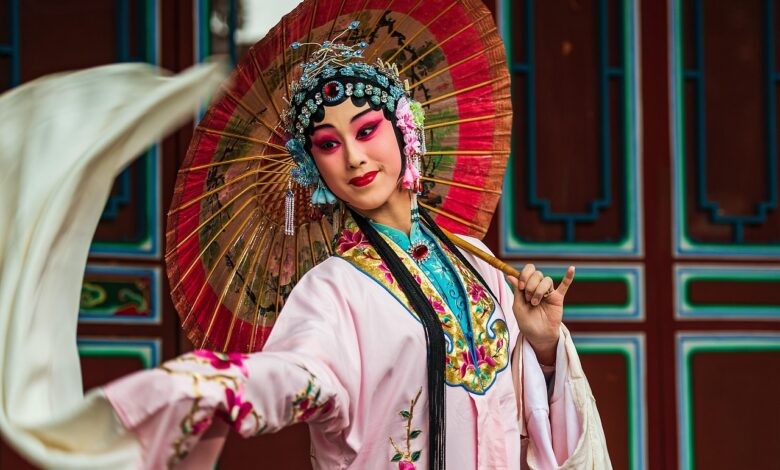 Why Fans Love Celebrity Culture